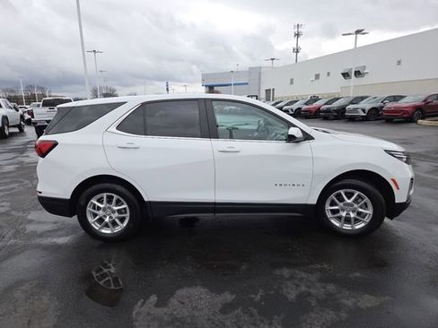 Used 2023 Chevrolet Equinox LT AWD/4WD image 16