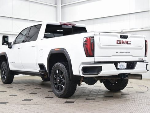 Used 2024 GMC Sierra 2500 AT4 w/ AT4 Premium Plus Package image 5
