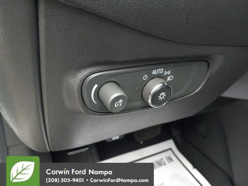 Used 2023 Chevrolet Equinox LS w/ LS Convenience Package image 13