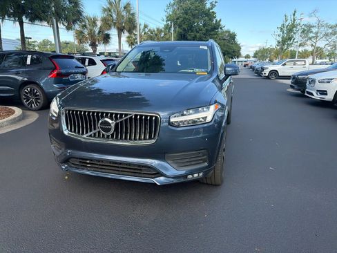 Used 2023 Volvo XC90 B5 Core w/ Climate Package AWD/4WD image 6