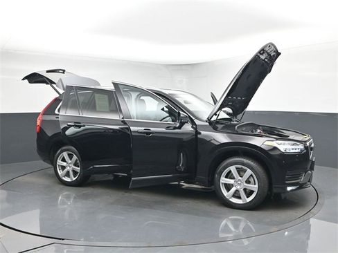 Used 2023 Volvo XC90 B5 Core image 52