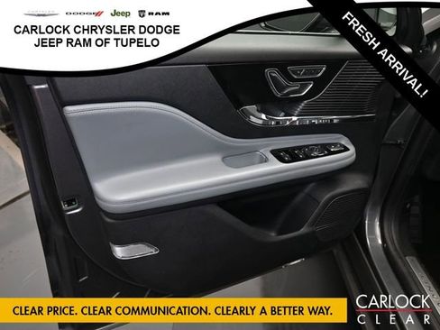 Used 2022 Lincoln Corsair Reserve image 13