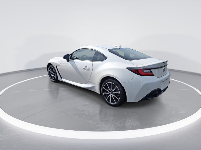 Used 2022 Toyota GR86 RWD image 7