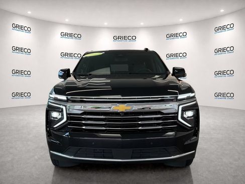 Used 2026 Chevrolet Tahoe LT RWD image 2
