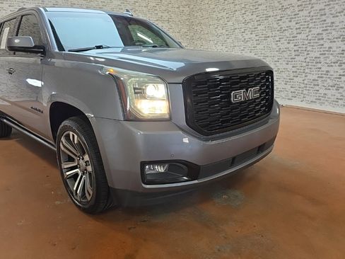 Used 2019 GMC Yukon XL Denali w/ Denali Ultimate Package image 7