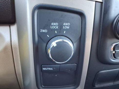 Used 2013 RAM 1500 Outdoorsman image 34