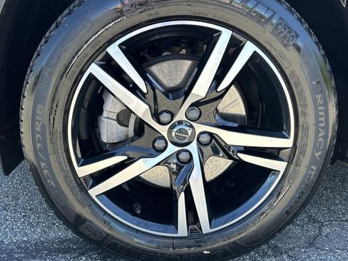 Certified 2024 Volvo XC40 B5 Core AWD/4WD image 10