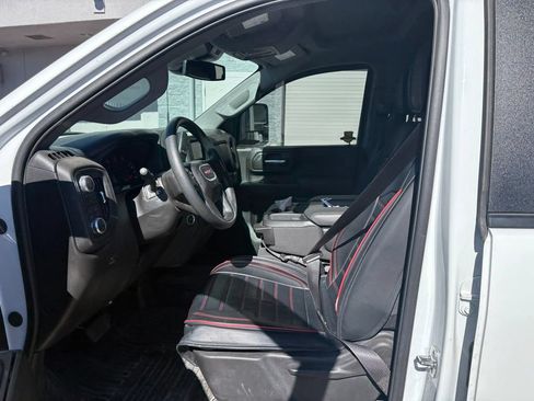 Used 2025 GMC Sierra 2500 Pro w/ 1SA Pro Safety Plus Package AWD/4WD image 16
