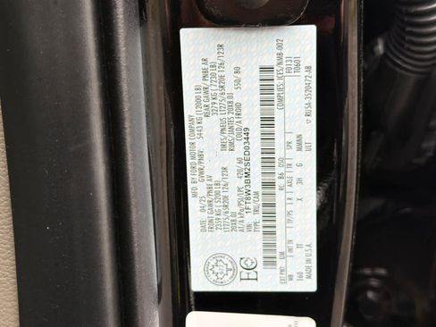 Certified 2025 Ford F350 Platinum w/ Platinum Plus Package AWD/4WD image 29
