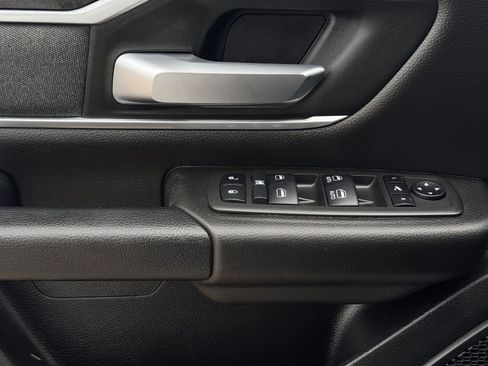 Used 2023 RAM 1500 Lone Star image 25