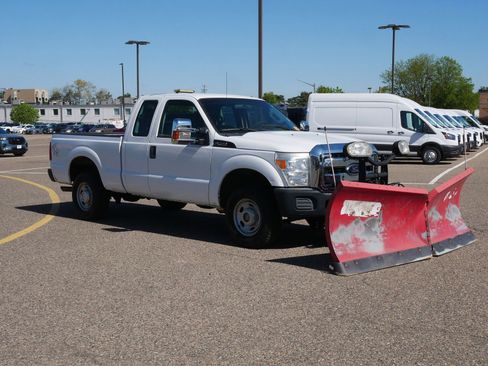 Used 2012 Ford F250 XL w/ PWR Equipment Group AWD/4WD image 9