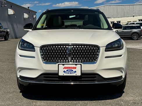 Used 2022 Lincoln Corsair AWD w/ Premium Package image 7