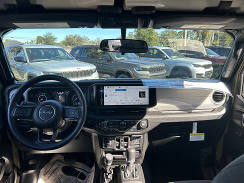 New 2026 Jeep Gladiator Sport image 47