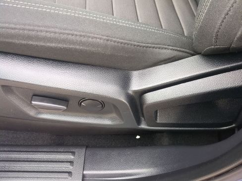 Used 2019 Ford Ranger XLT w/ Equipment Group 302A Luxury image 17