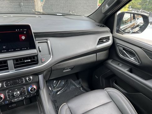 Used 2022 GMC Yukon XL SLT w/ SLT Luxury Package image 37