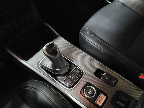 Used 2019 Mitsubishi Outlander SEL image 26