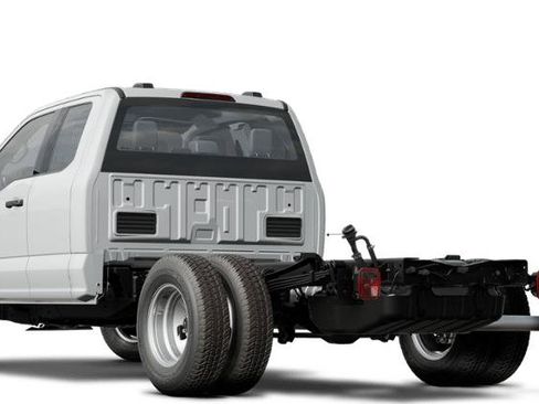 New 2025 Ford F350 XL w/ XL Chrome Package image 28