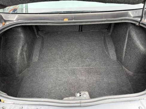 Used 2016 Dodge Challenger R/T w/ Driver Convenience Group RWD image 5