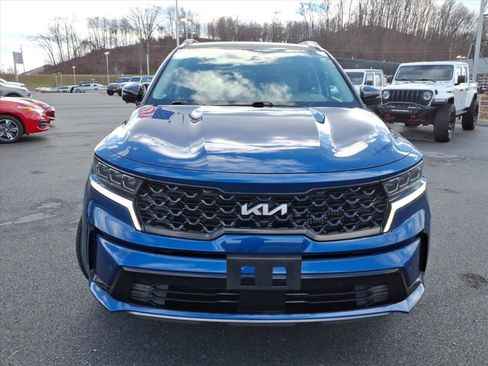 Used 2023 Kia Sorento SX image 18