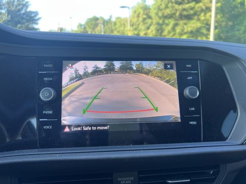 Used 2022 Volkswagen Jetta SEL FWD image 21