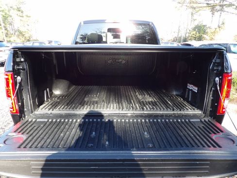 Used 2016 Ford F150 XLT w/ Equipment Group 302A Luxury image 22