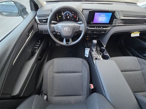 New 2026 Toyota Camry LE image 6
