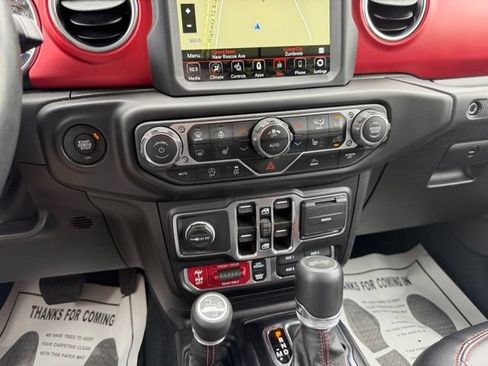 Used 2023 Jeep Wrangler Unlimited Rubicon w/ Steel Bumper Group AWD/4WD image 26