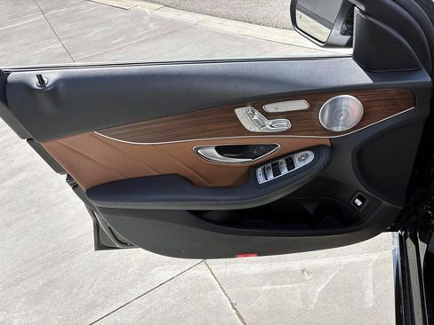 Used 2020 Mercedes-Benz C 300 4MATIC Sedan image 11