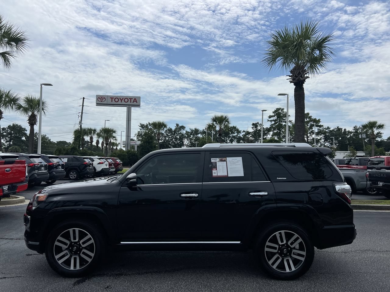 Used 2021 Toyota 4Runner Limited AWD/4WD image 7