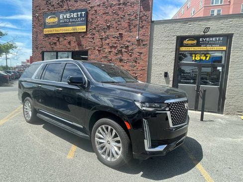 Used 2023 Cadillac Escalade ESV Premium Luxury AWD/4WD image 1