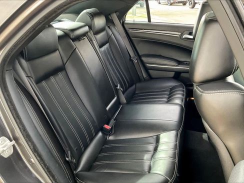 Used 2023 Chrysler 300 S image 19