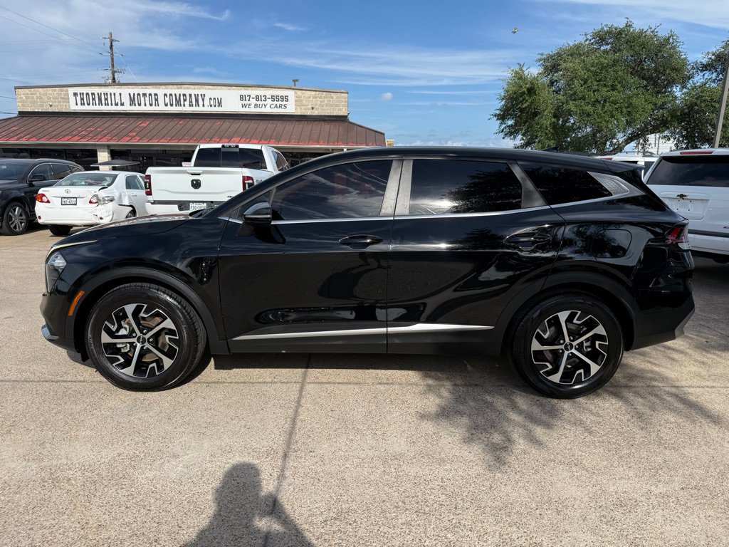 Used 2023 Kia Sportage EX FWD image 4
