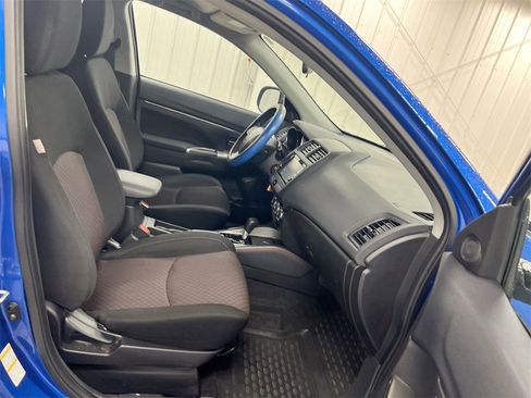 Used 2019 Mitsubishi Outlander Sport ES image 21