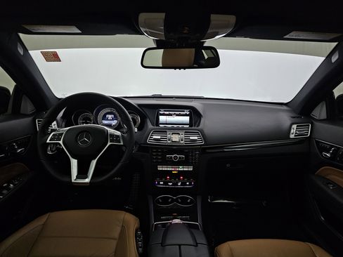 Used 2015 Mercedes-Benz E 400 4MATIC Coupe image 29