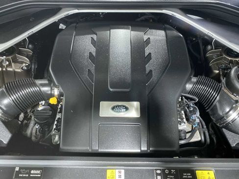 Used 2023 Land Rover Range Rover SE AWD/4WD image 9