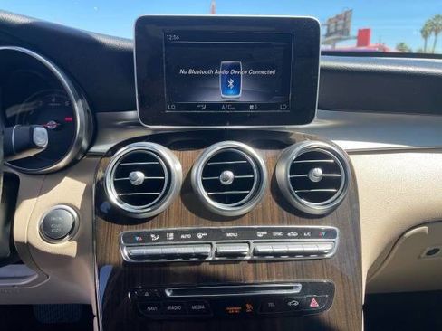 Used 2019 Mercedes-Benz GLC 300 image 12