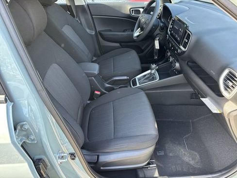 New 2026 Hyundai Venue SE FWD image 13
