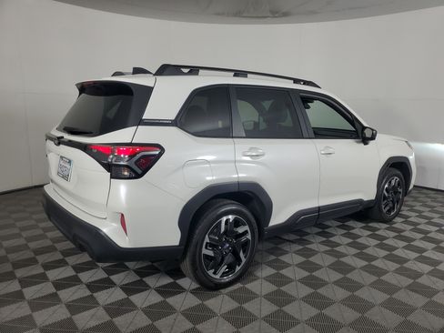 Used 2026 Subaru Forester Limited AWD/4WD image 4
