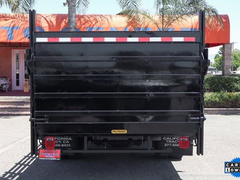 Used 2017 Ford F550 2WD Crew Cab Super Duty image 7