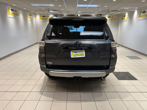Used 2023 Toyota 4Runner TRD Off-Road Premium w/ Off Road Premium Plus Package AWD/4WD image 20
