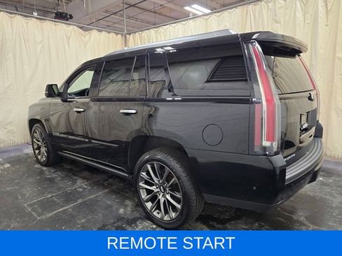 Used 2020 Cadillac Escalade Premium Luxury AWD/4WD image 9