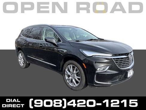 Used 2024 Buick Enclave Essence w/ Experience Buick Package image 1