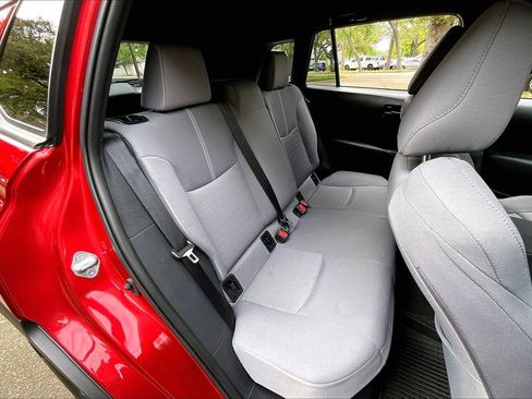 Used 2025 Toyota Corolla Cross AWD Hybrid image 22