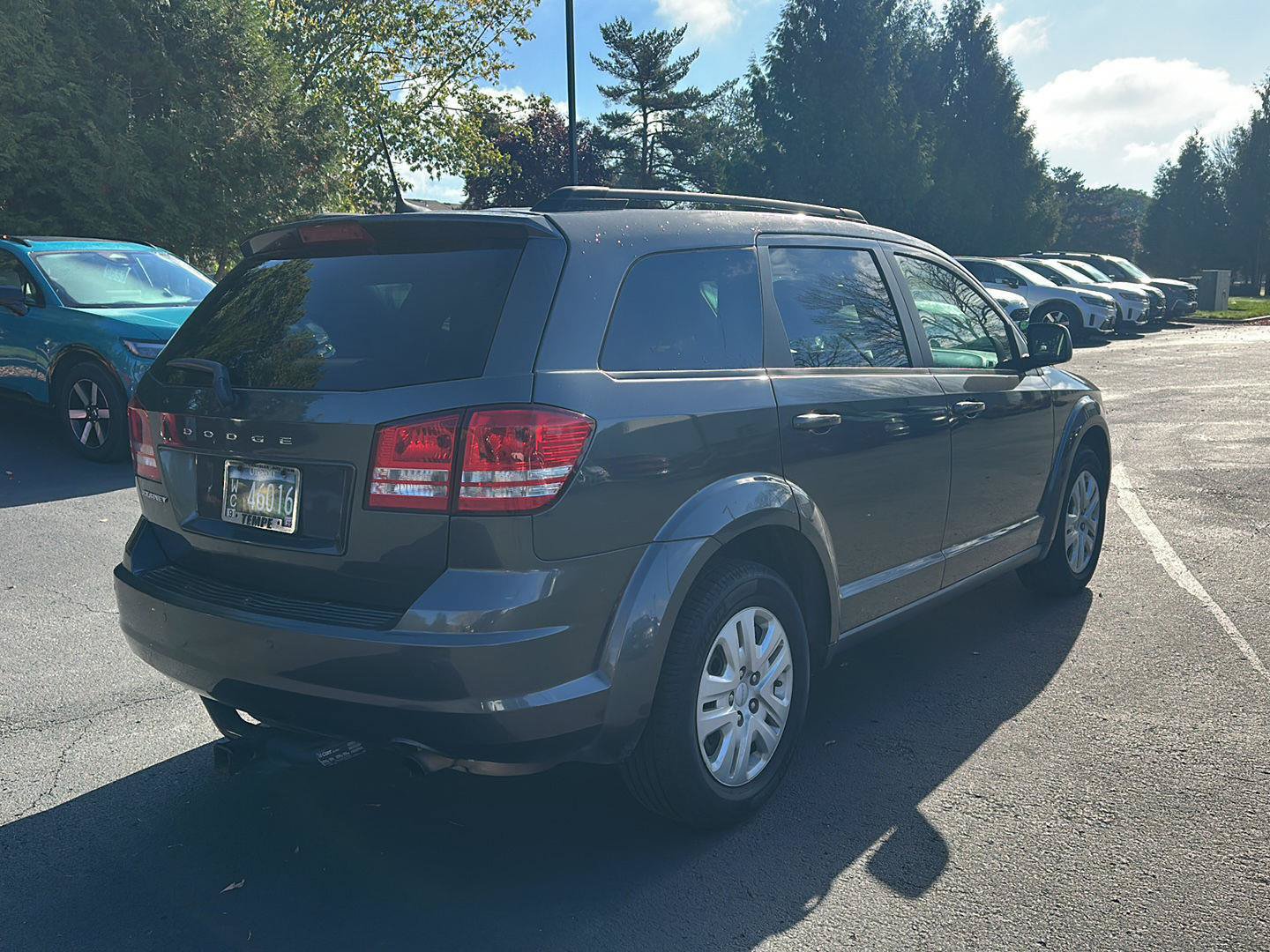 Used 2020 Dodge Journey SE w/ SE Popular Equipment Group FWD image 5