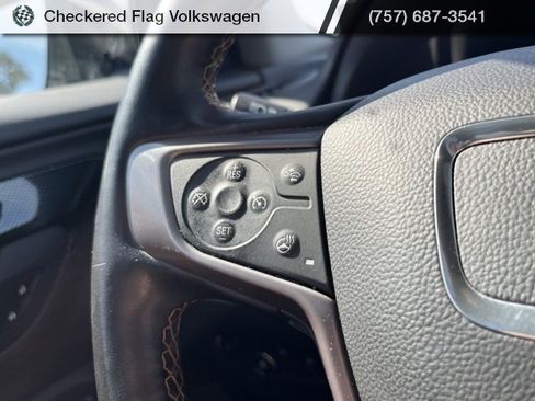 Used 2024 GMC Terrain AT4 image 38