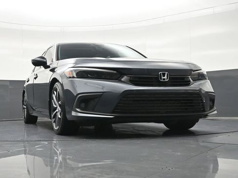 Used 2024 Honda Civic Touring image 28