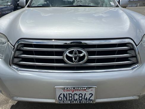 Used 2010 Toyota Highlander Limited AWD/4WD image 12