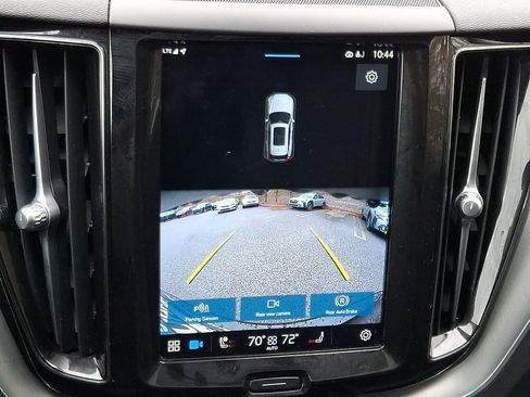 Used 2023 Volvo XC60 B5 Core w/ Climate Package AWD/4WD image 20