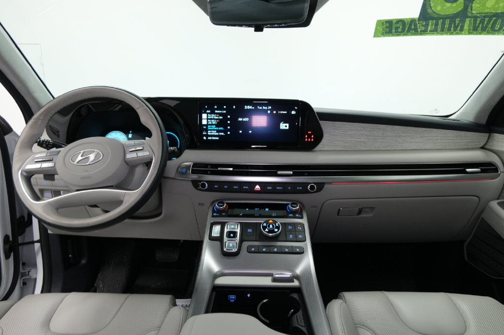 Used 2025 Hyundai Palisade Calligraphy AWD/4WD image 39