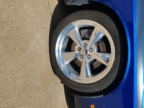 Used 2012 Dodge Challenger R/T RWD image 5